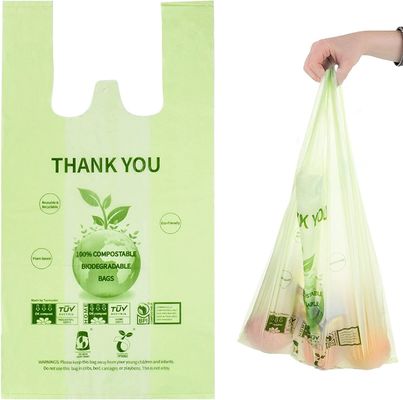 Maßgeschneiderte, umweltfreundliche, Großhandelskörnstärke, biologisch abbaubare, einkaufsfertige, kompostierbare T-Shirt-Plastiktüten