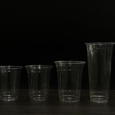Biodegradables, umweltfreundliches, einmaliges Kunststoffbecher mit einer Wand