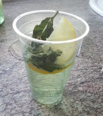 Zusammensetzbare, biologisch abbaubare PLA-Becher für Restaurants